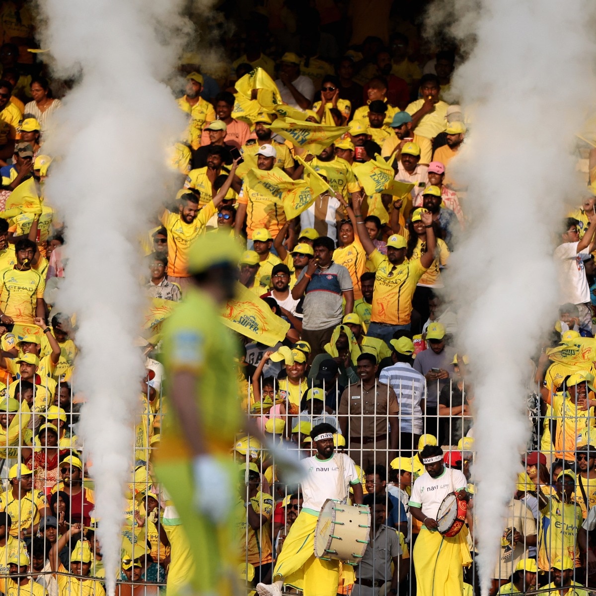 CSK requests fans to avoid political signage in IPL match vs LSG