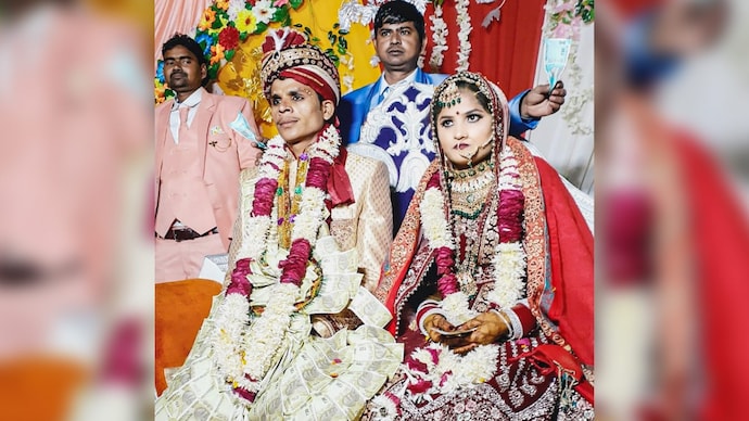 Veena, 28, was married to Raju Singh, 27, for around three-and-half years. (Photo: India Today) delhi indrapuri dowry death save me didi