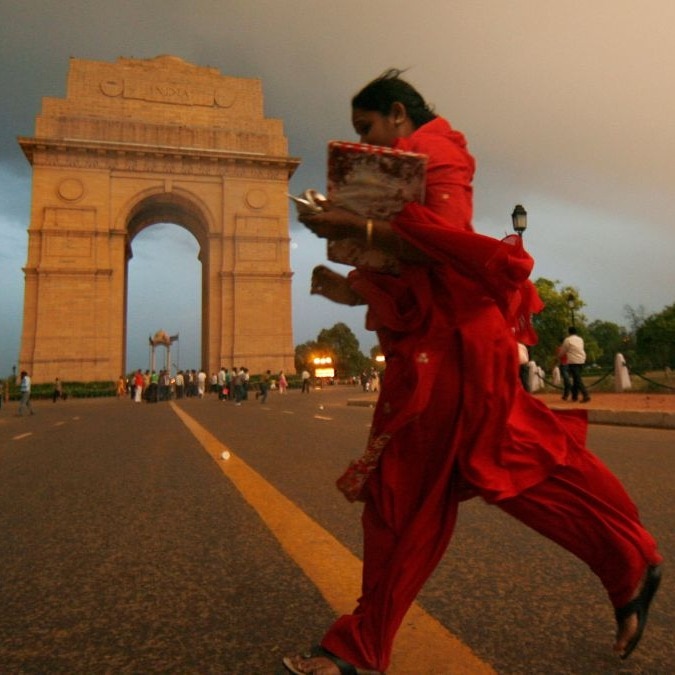 Strong winds followed by rains bring relief from heat in Delhi-NCR