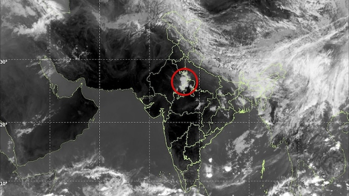 A massive and active trough, a key atmospheric feature driving the current instability, is strengthening over the region. (Photo: IMD) Delhi NCR Rain alert