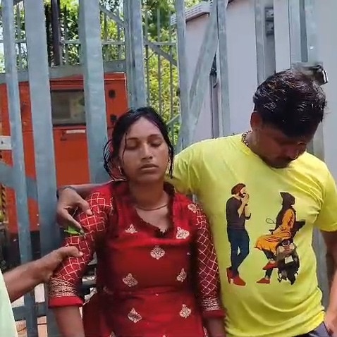 Dhanbad woman climbs mobile tower, demands arrested lover's release