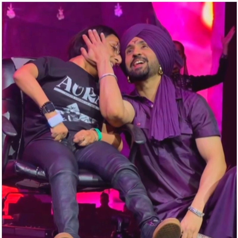 Diljit Dosanjh brings specially-abled fan on stage, sings Hass Hass for her