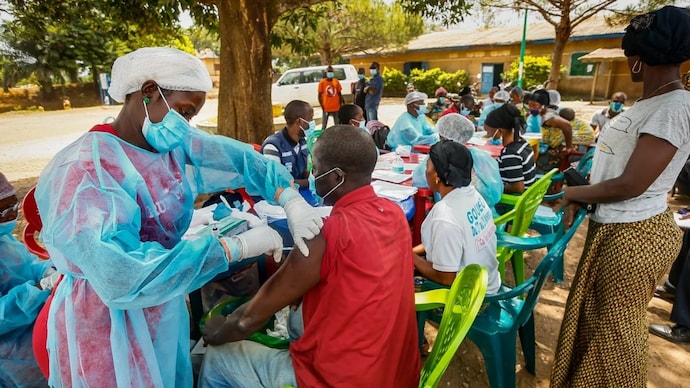 Ebola spreads through direct contact with bodily fluids of infected people or contaminated objects. Ebola spreads through direct contact with bodily fluids of infected people or contaminated objects.