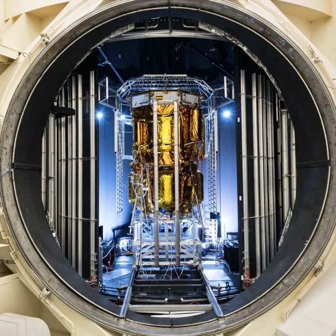 Bezos's Endurance survives Nasa's vacuum test ahead of Moon launch
