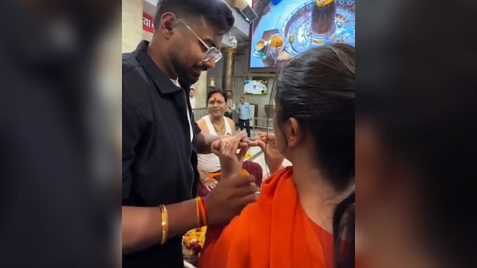 A Delhi couple exchanged rings inside Ujjain's Mahakaleshwar Temple Engagement at Mahakal temple