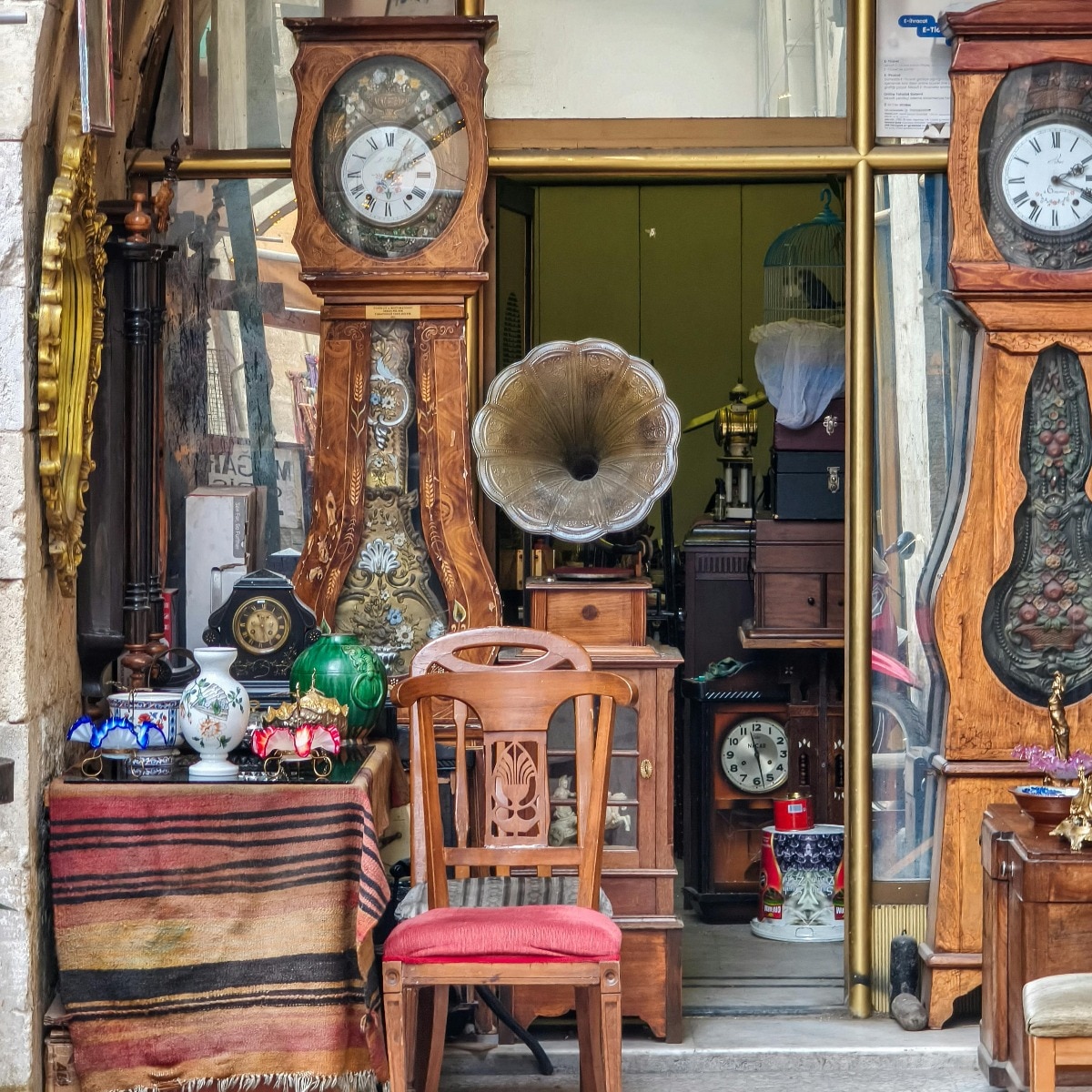 7 best places in India to buy antiques and vintage collectables