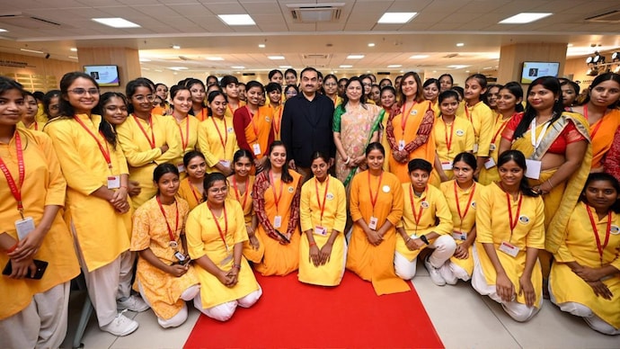 Adani Group Chairman Gautam Adani was joined by his wife and Adani Foundation Chairperson, Dr Priti Adani, at the ceremony. Gautam Adani
