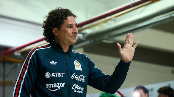 Guillermo Ochoa targets sixth FIFA World Cup, rare feat shared by Messi and Ronaldo (Reuters Photo) Guillermo Ochoa
