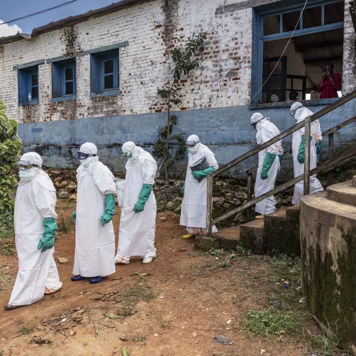 WHO reports 906 suspected Ebola cases, 223 deaths from Bundibugyo strain