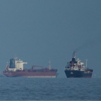 Tankers dodge Iran threat as two more oil carriers cross Hormuz with trackers off