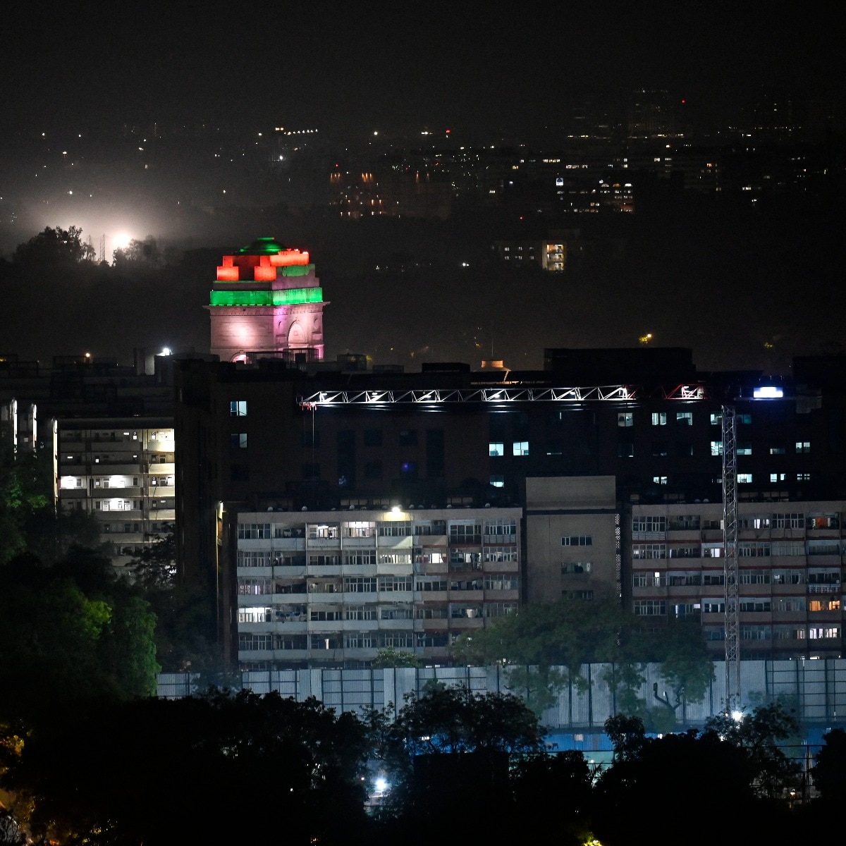 Why is Delhi feeling so hot even at night?
