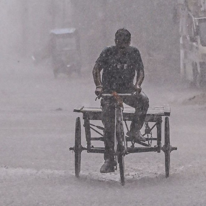 Will it rain in Delhi? Here's what IMD satellite images show right now