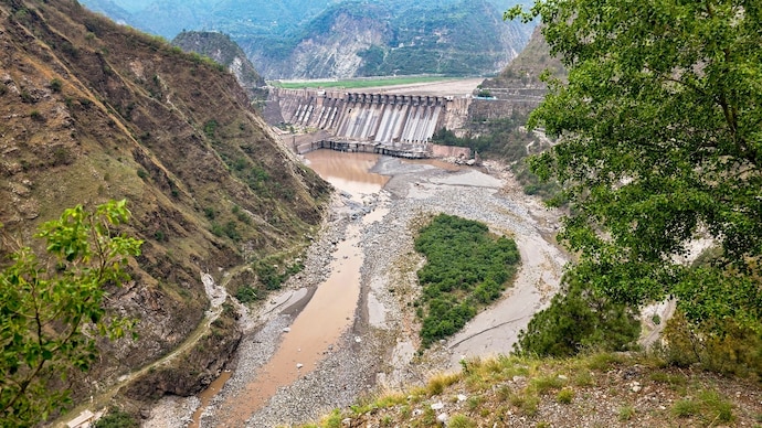 The MEA maintained that India has never recognised the establishment of the arbitration panel. indus water treaty after operation sindoor abeyance india pakistan chenab river ravi beas sutlej indus jhelum chenab 1960 karachi jawaharlal nehru water crisis pahalgam attack terrorist baisaran valley policy