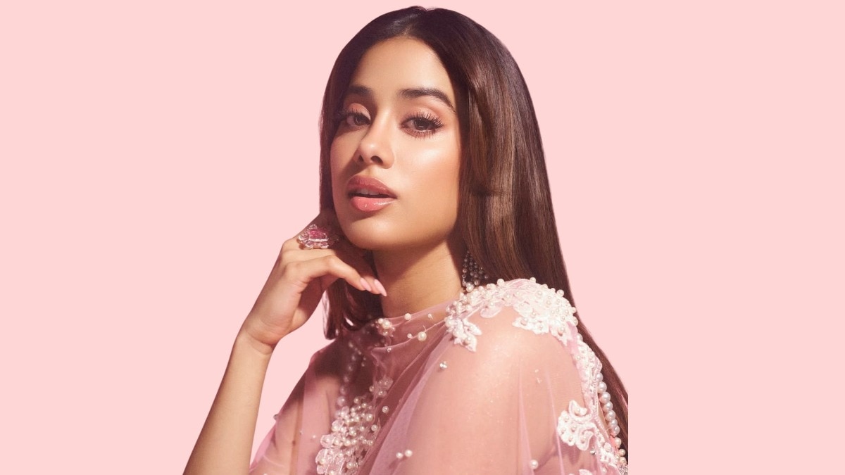 Janhvi Kapoor on alcohol: Doctors explain when social drinking turns emotional