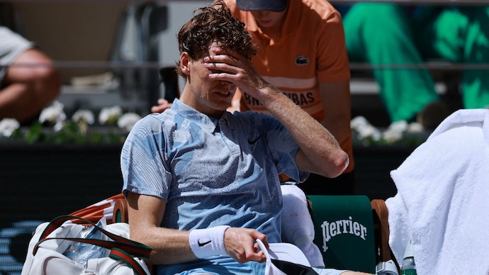 French Open: Jannik Sinner struggles in Paris heat. (Reuters Photo) Jannik Sinner