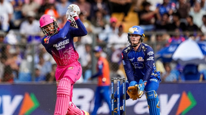 Archer stepped as a batter for RR at Wankhede (Courtesy: PTI) Jofra Archer