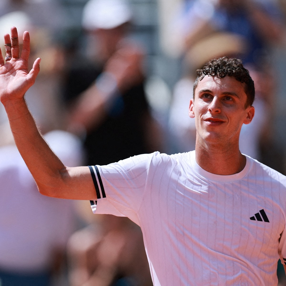 Who is Juan Manuel Cerundolo? Argentine Nadal regen shocks Sinner at French Open
