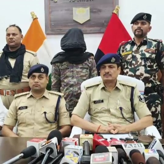 Bihar man kills brother's family of 4, chops bodies, dumps remains in suitcases