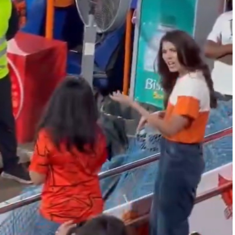Watch: Kavya Maran's priceless reaction to Krunal Pandya's bouncer