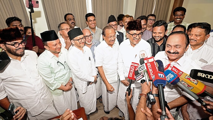 ALLIED FIGHT: From right, CM Satheesan with IUML’s Panakkad Shahid Thangal and P.K. Kunhalikutty (Photo: IANS)