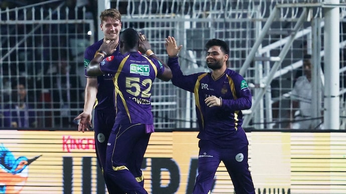 KKR beat MI by 4 wickets in Kolkata. Courtesy: Reuters KKR