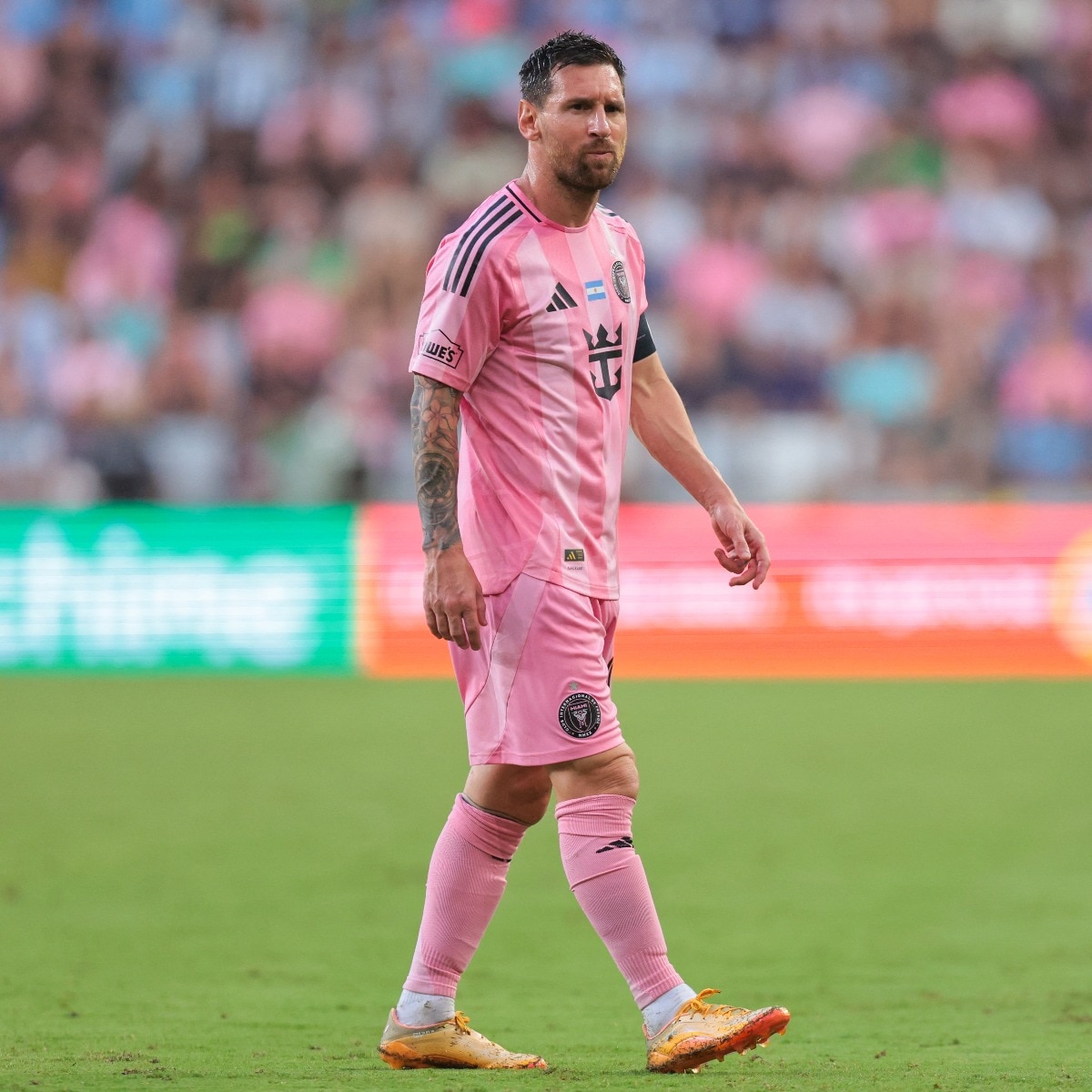 Lionel Messi picks up injury, leaves Argentina and fans worried for World Cup