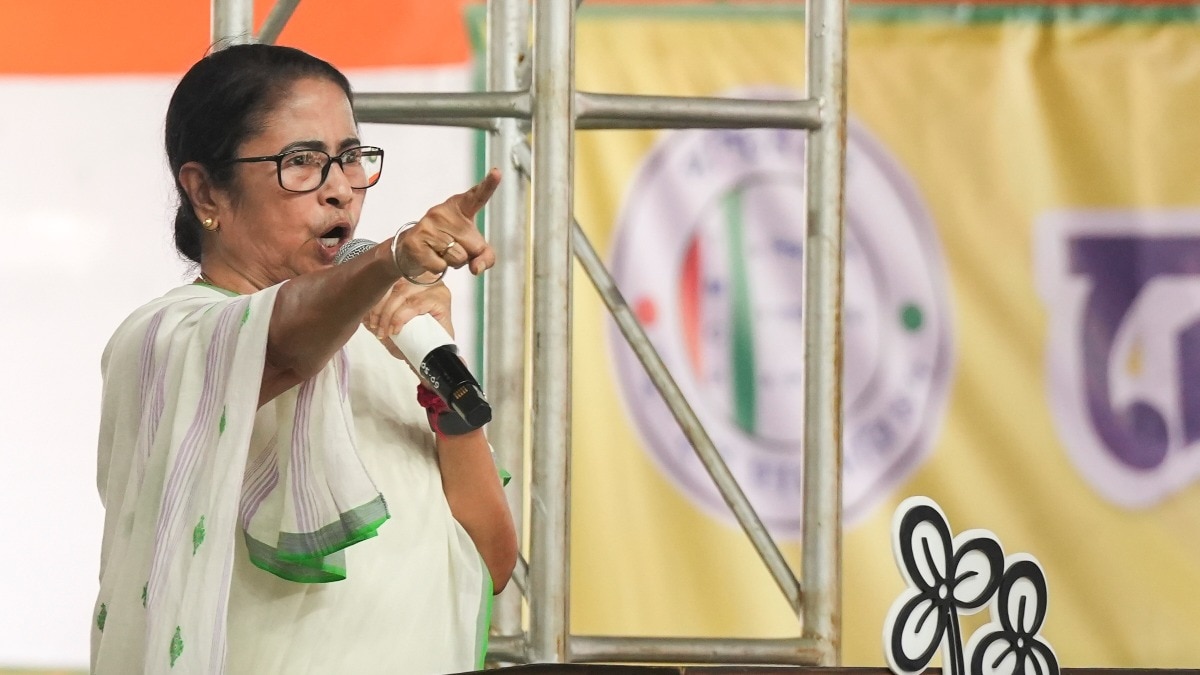 Mamata Banerjee to hit the streets on June 2 after attack on Abhishek, TMC leader Mamata Banerjee to hit the streets on June 2 after attack on Abhishek, TMC leader