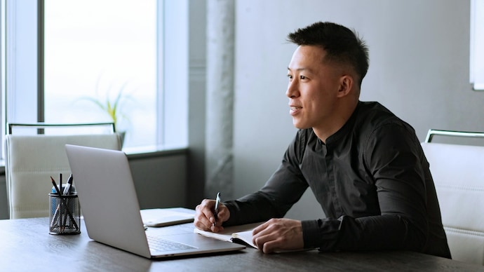 Man lands multiple job offers after this one shift in mindset during interviews (Photo: Representational Image from Pexels) Man lands multiple job offers after this one shift in mindset during interviews