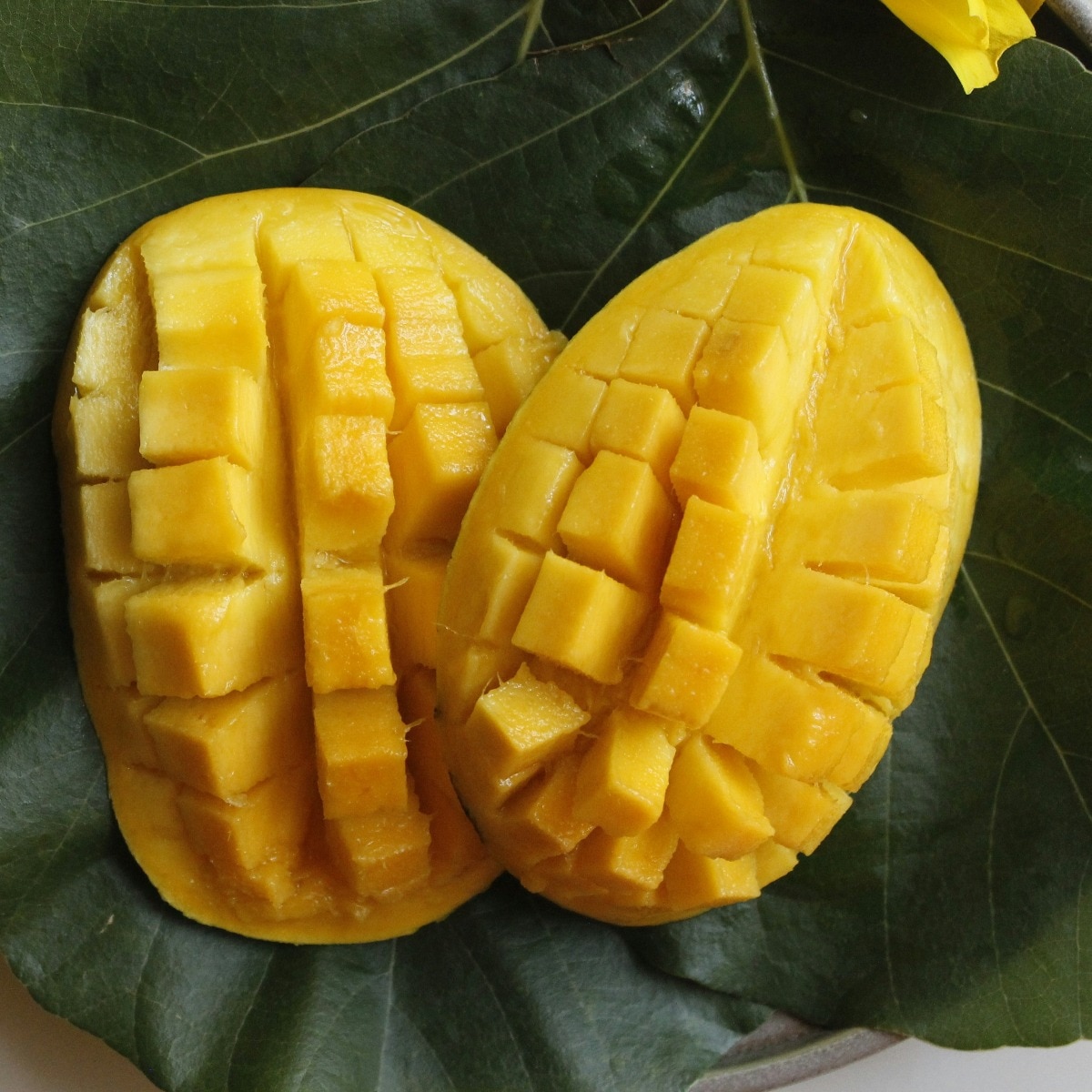 5 expert-backed tips to pick sweet mangoes every time
