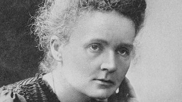 Quote of the day by Marie Curie: One never notices what has been done, one can only see... Quote of the day by Marie Curie: One never notices what has been done, one can only see...