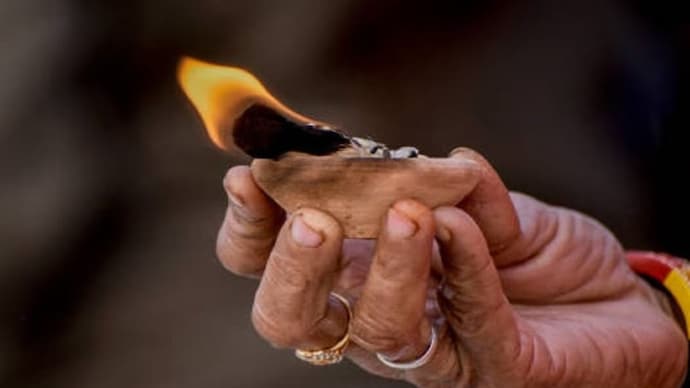 May 2026 Hindu festivals list, Jyeshtha month festivals 2026, Hindu calendar May 2026—check all important vrat and festival dates including Ekadashi, Amavasya, and Ganga Dussehra. Mauni Amavasya