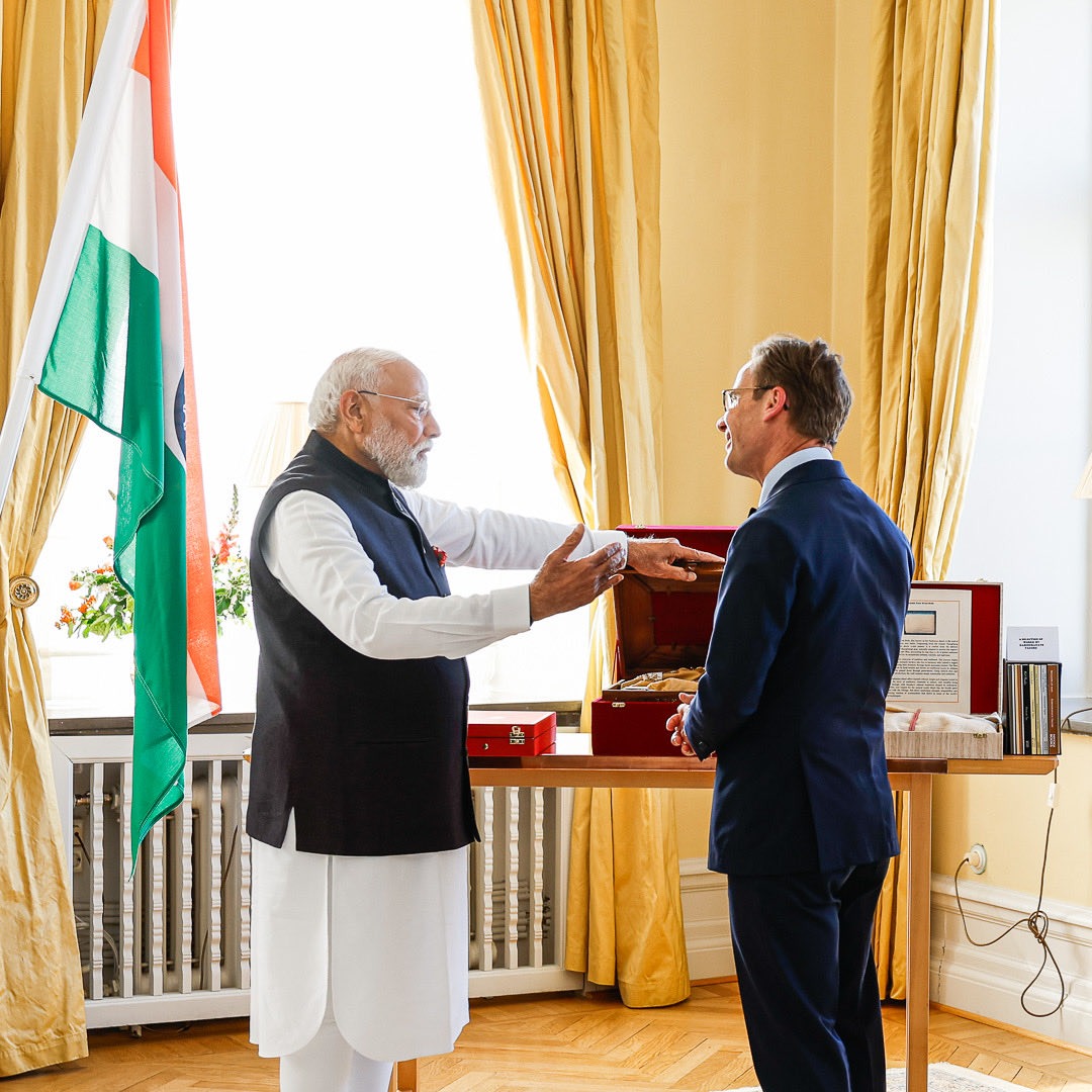 From Tagore epigrams to Shantiniketan bag: PM, Swedish counterpart exchange gifts
