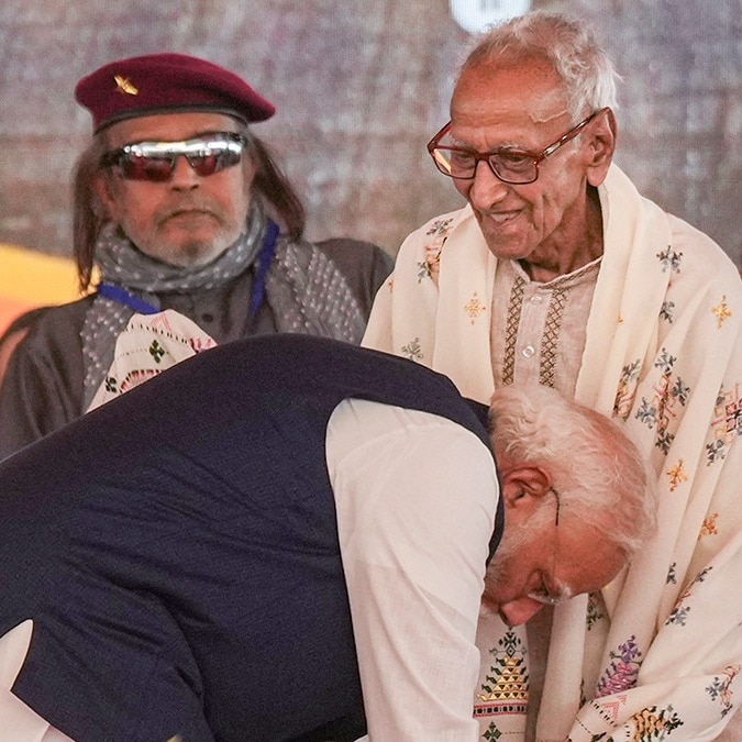 Why Modi’s bow to Makhanlal Sarkar is balm for every unsung BJP warrior