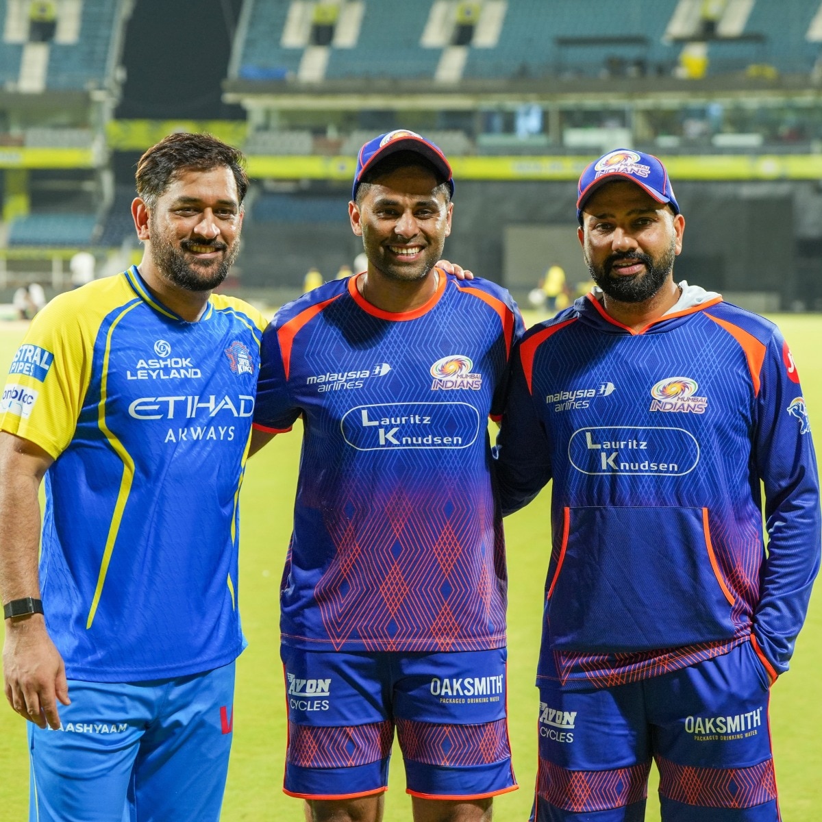 3 T20 World Cup winning captains in 1 frame: Dhoni, Rohit, Suryakumar reunite