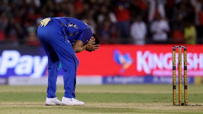 Mumbai Indians' Quinton de Kock and Raj Angad Bawa have been ruled out due to injuries. (Image: Reuters) Mumbai Indians