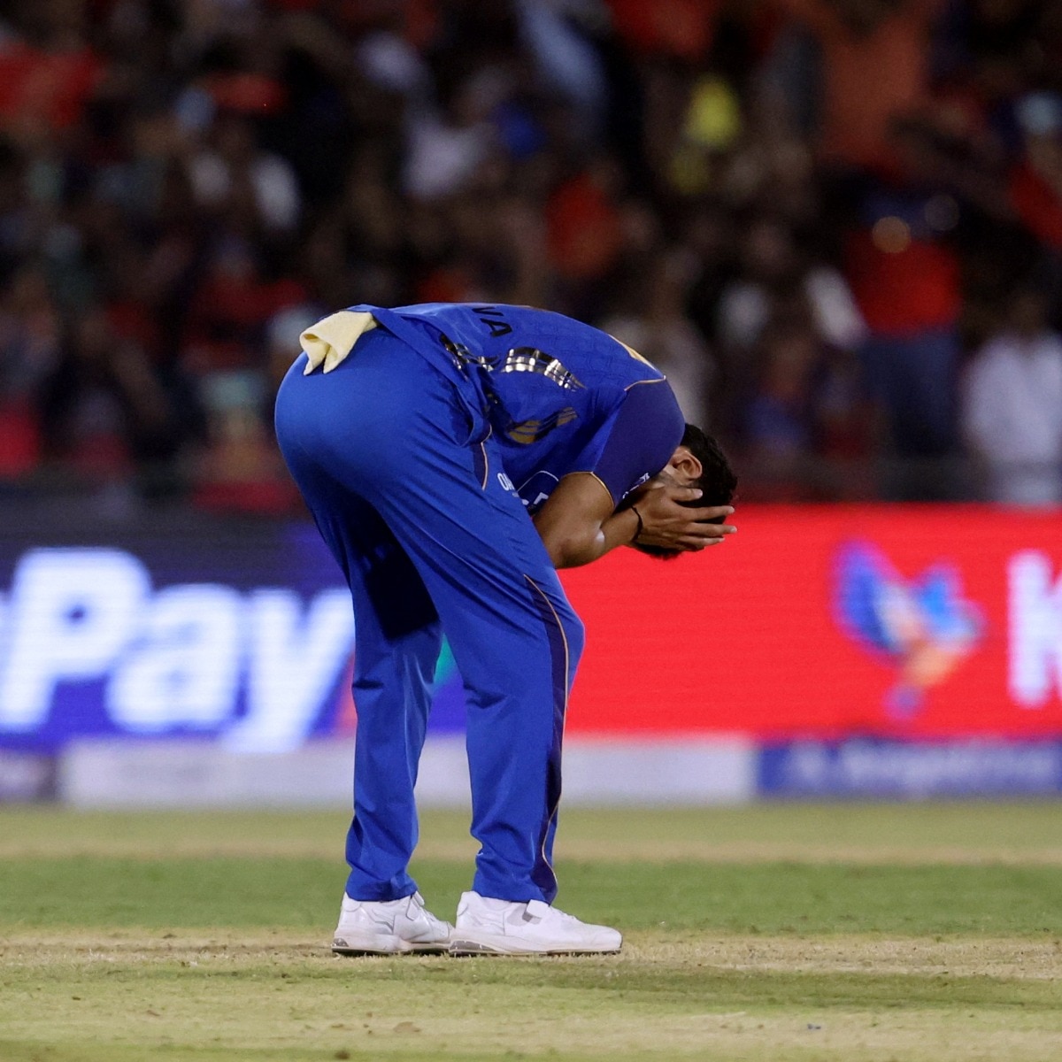 MI hit with double blow as star batter, all-rounder ruled out of IPL 2026