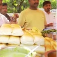 Mumbai vada pav Mumbai vada pav