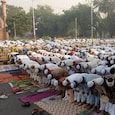 Namaz on road Namaz on road