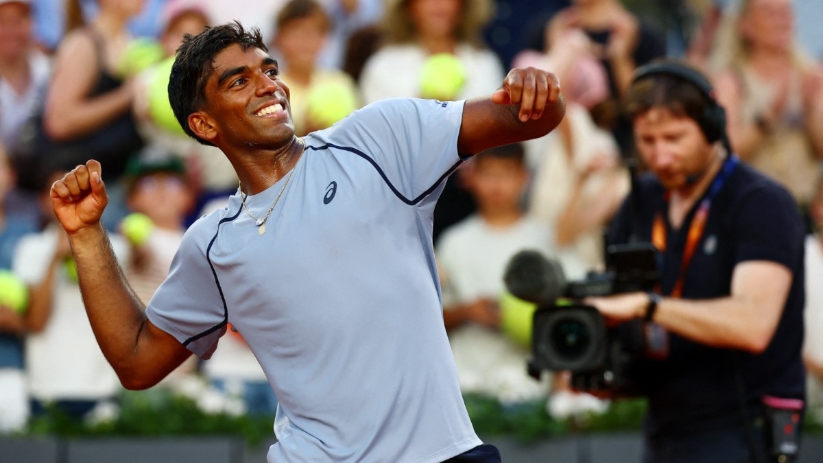 ‘Nishesh, Nishesh’ echoes at Roland Garros after Indian-origin star’s 1st round win, video goes viral