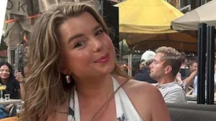 Norwegian journalist Helle Lyng claimed that her Instagram and Facebook accounts were suspended