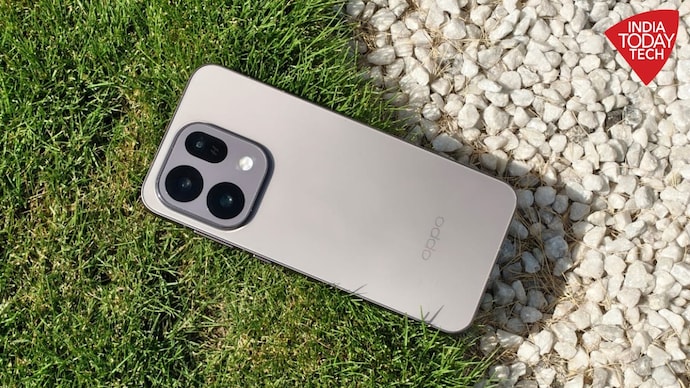 The Find X9s is part of Oppo's flagship lineup.