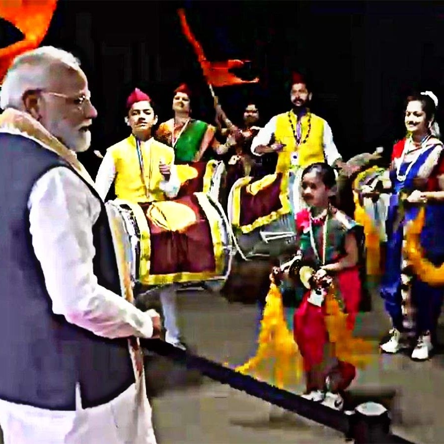PM in Netherlands: Surinamese-Hindustani community steals spotlight in The Hague