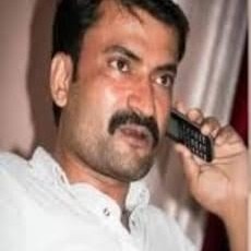 Gangster-politician Atiq Ahmed's aide, with Rs 50,000 bounty, surrenders in UP