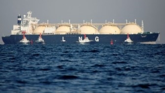 India declines US-sanctioned Russian LNG despite supply strain