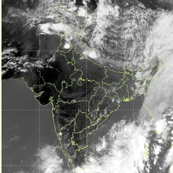 Rain shortly: Satellite images reveal duststorm, rain clouds approaching