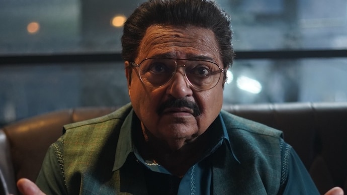 Rakesh Bedi's comical encounter with the traffic police (Credits: Instagram/Rakeshbedi) Rakesh Bedi's comical encounter with traffic police