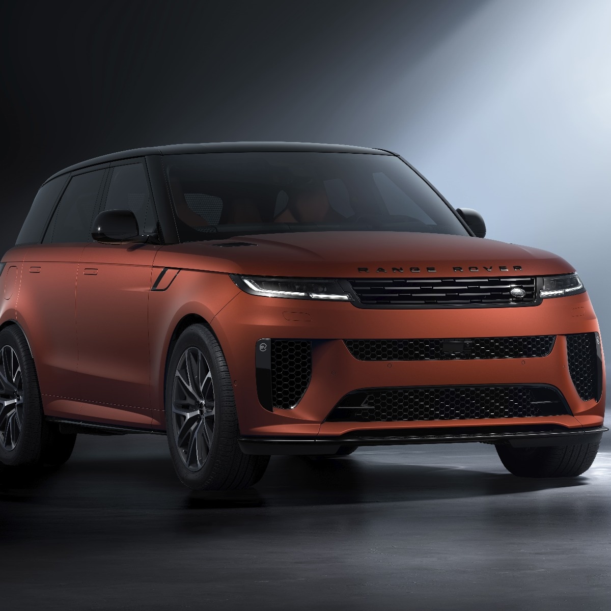 Range Rover Sport SV launched in India at Rs 2.05 crore