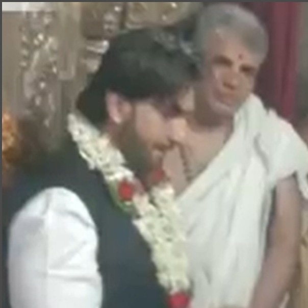 Banned Ranveer Singh offers prayers at Chamundeshwari Temple after court's order