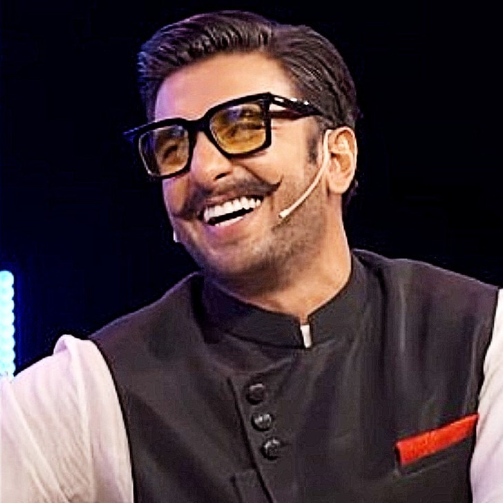 Ranveer Singh seeks 'purpose of life' amid Don 3 row, meets Sadhguru for answers
