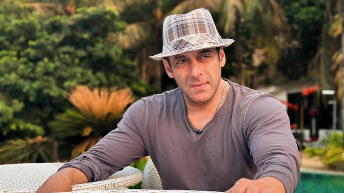 Salman Khan clarified his viral alone and lonely post. (Photo Credit: Instagram/ Salman Khan) Salman Khan